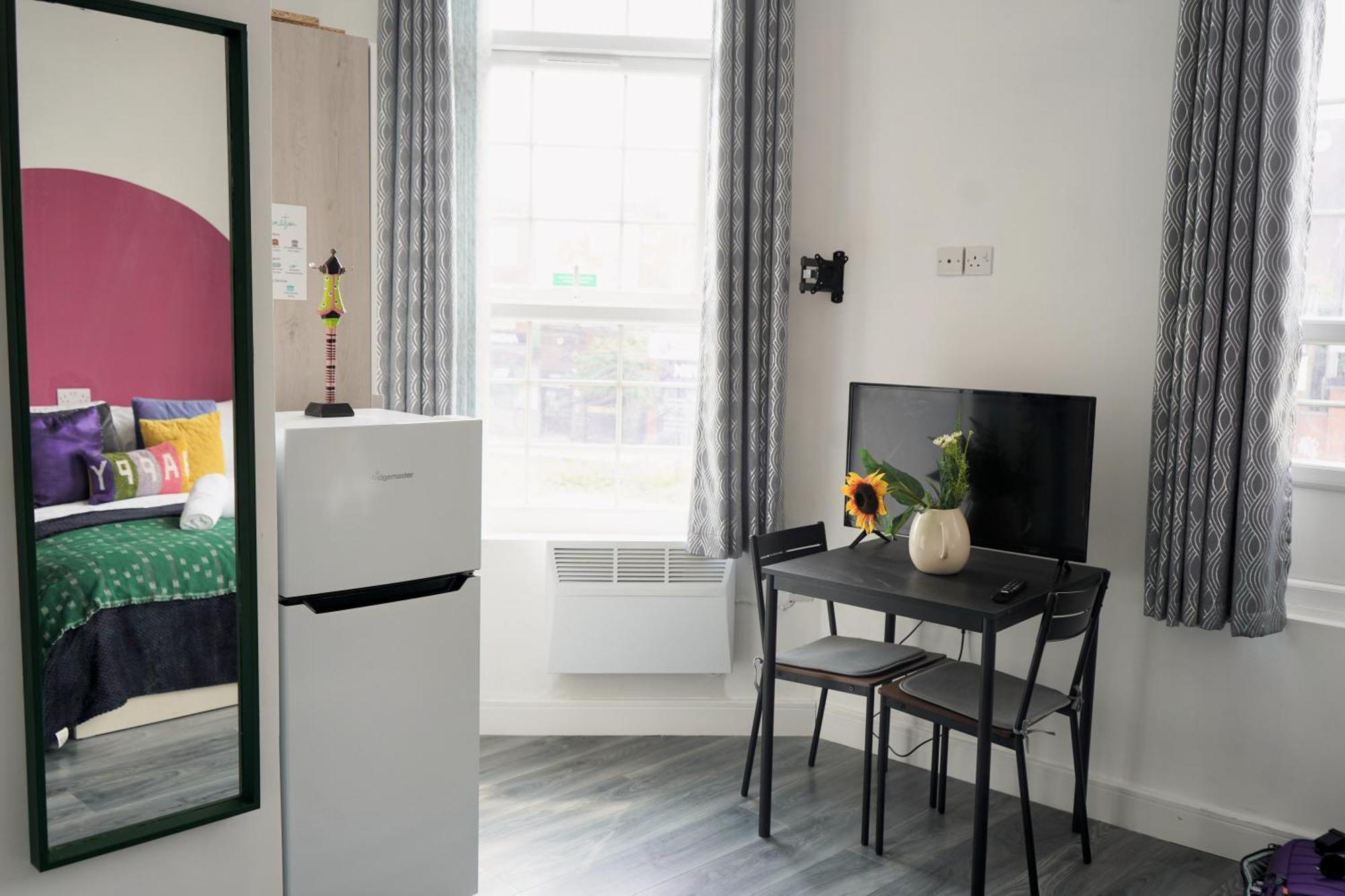 Apartment Bright And Spacious In *